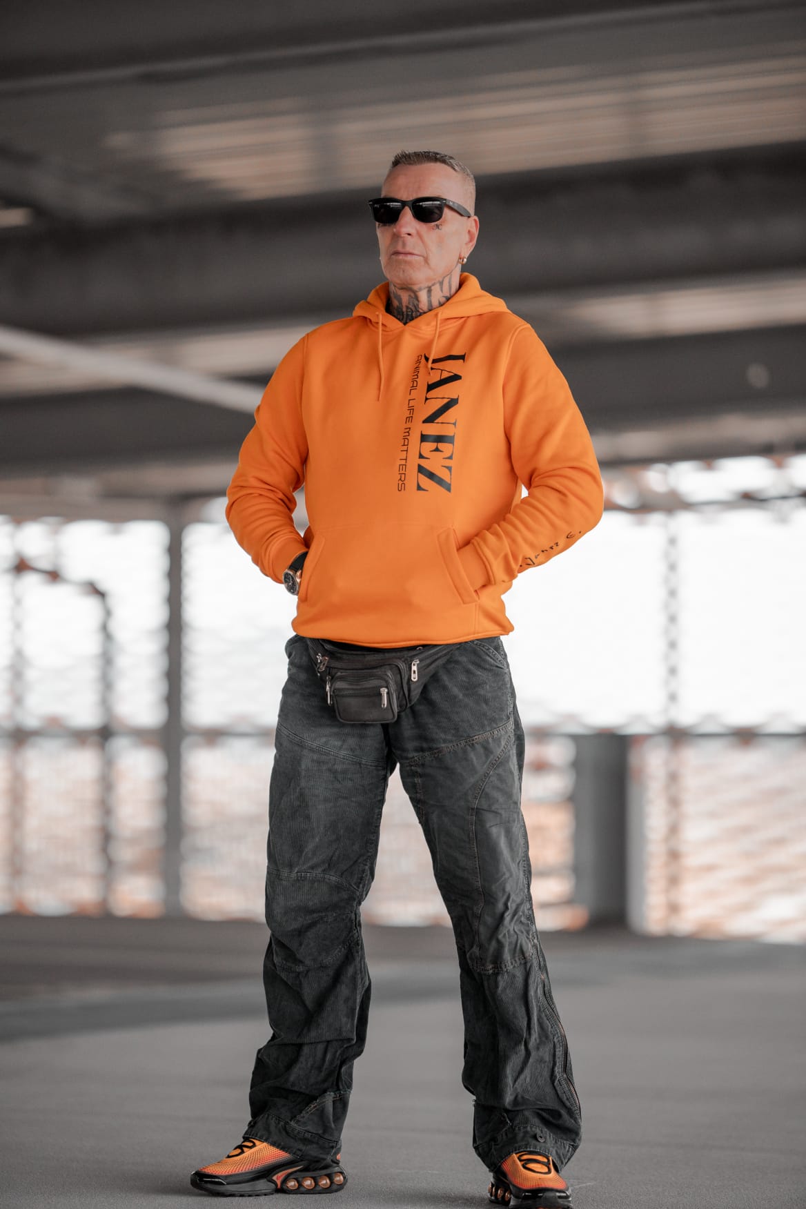 Heavy Hoodie "Animal Life Matters" Vertikal orange